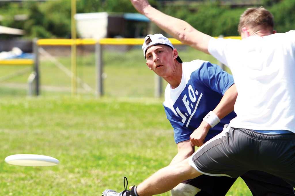 Ultimate Disc — field vision and team strategy