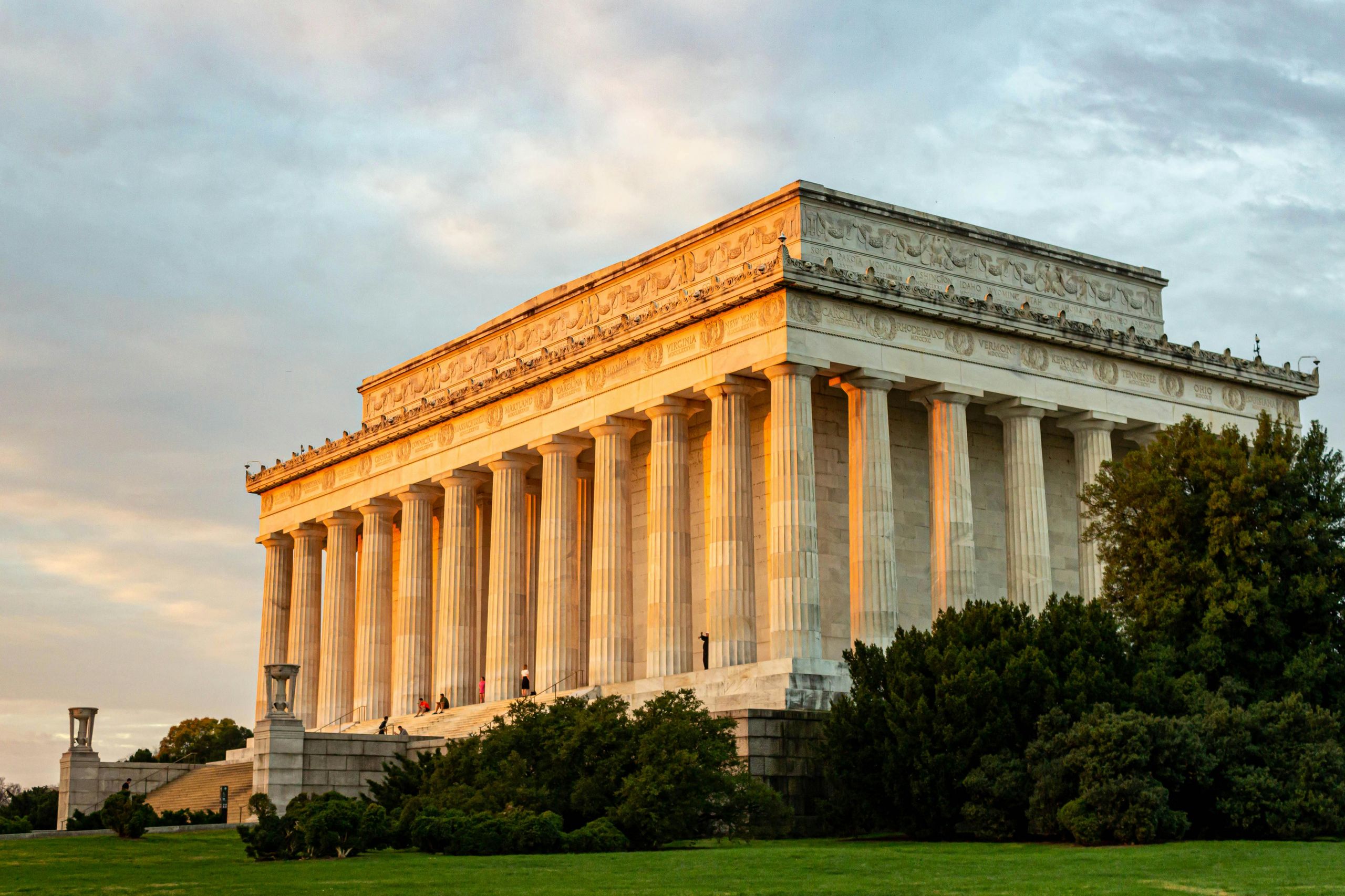 Lincoln Memorial, Washington D.C. — classical columns, marble, proportion